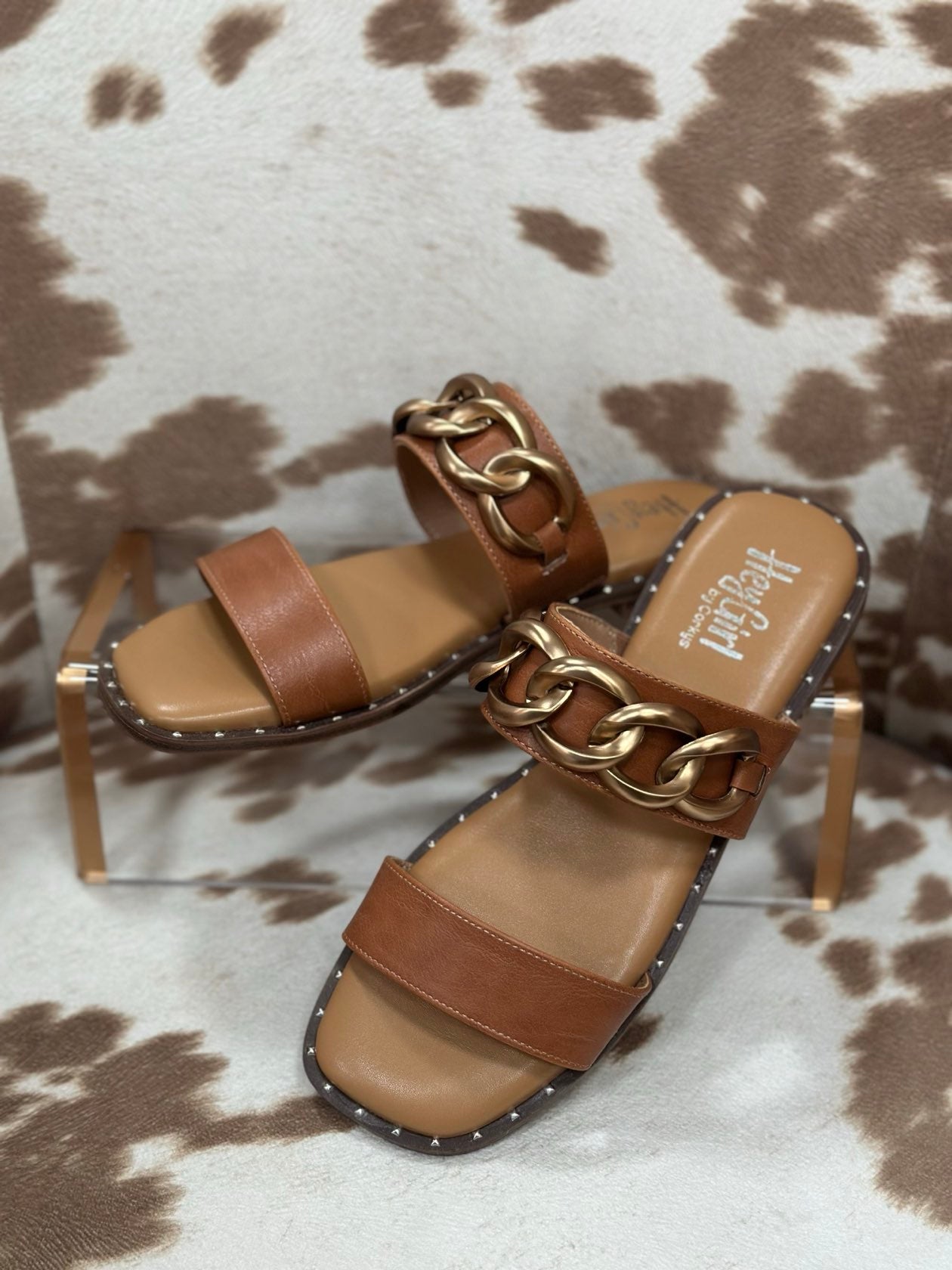 CATCH FLIGHTS NOT FEELINGS