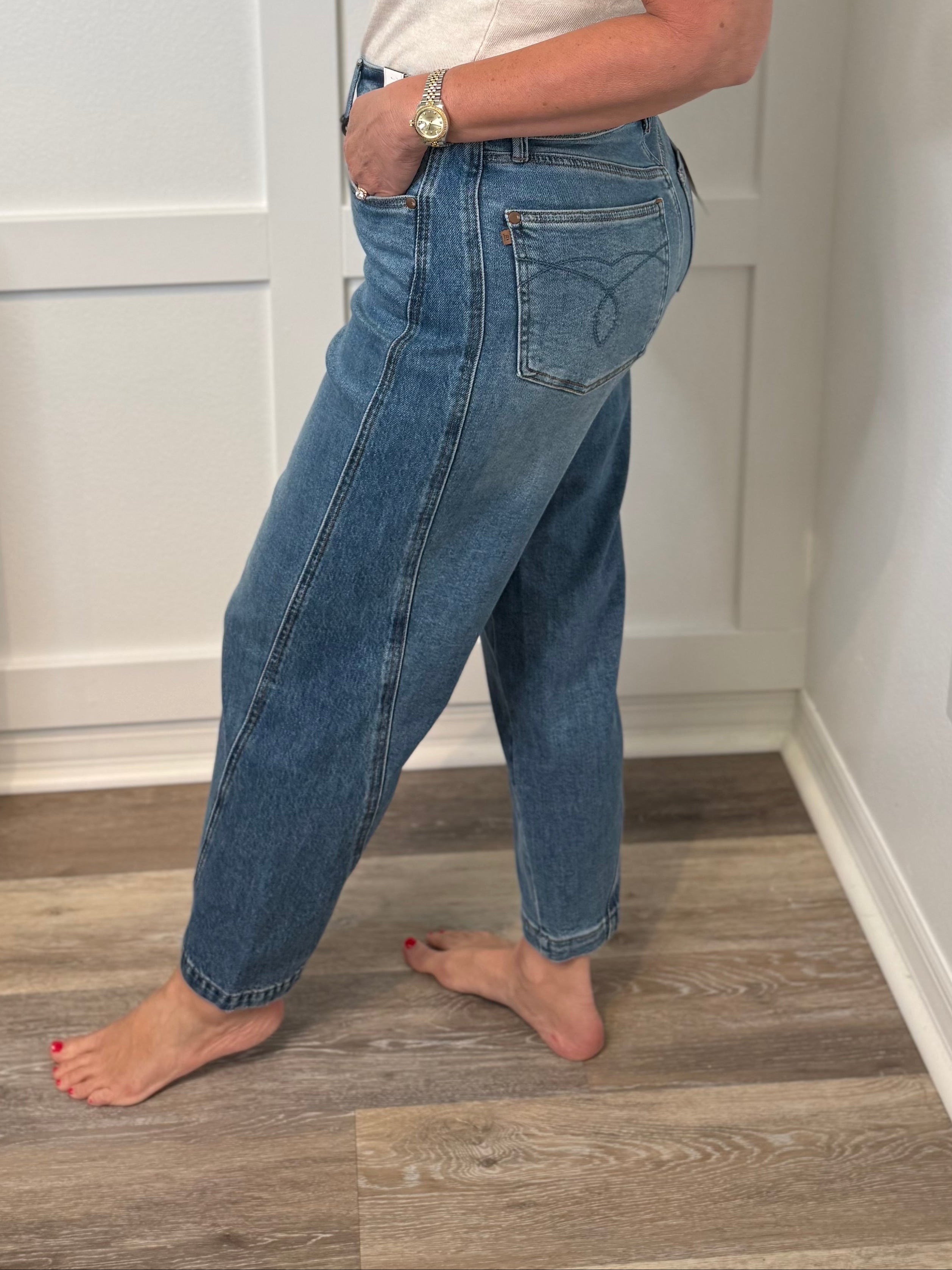 Judy Blue High Rise Rigid Barrel Jeans