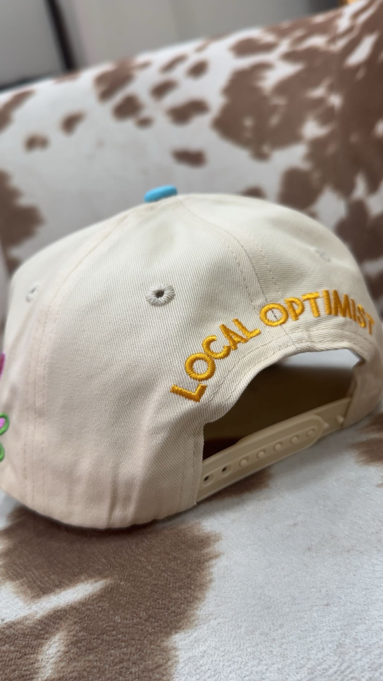 OOPSIE DAISIES HAT