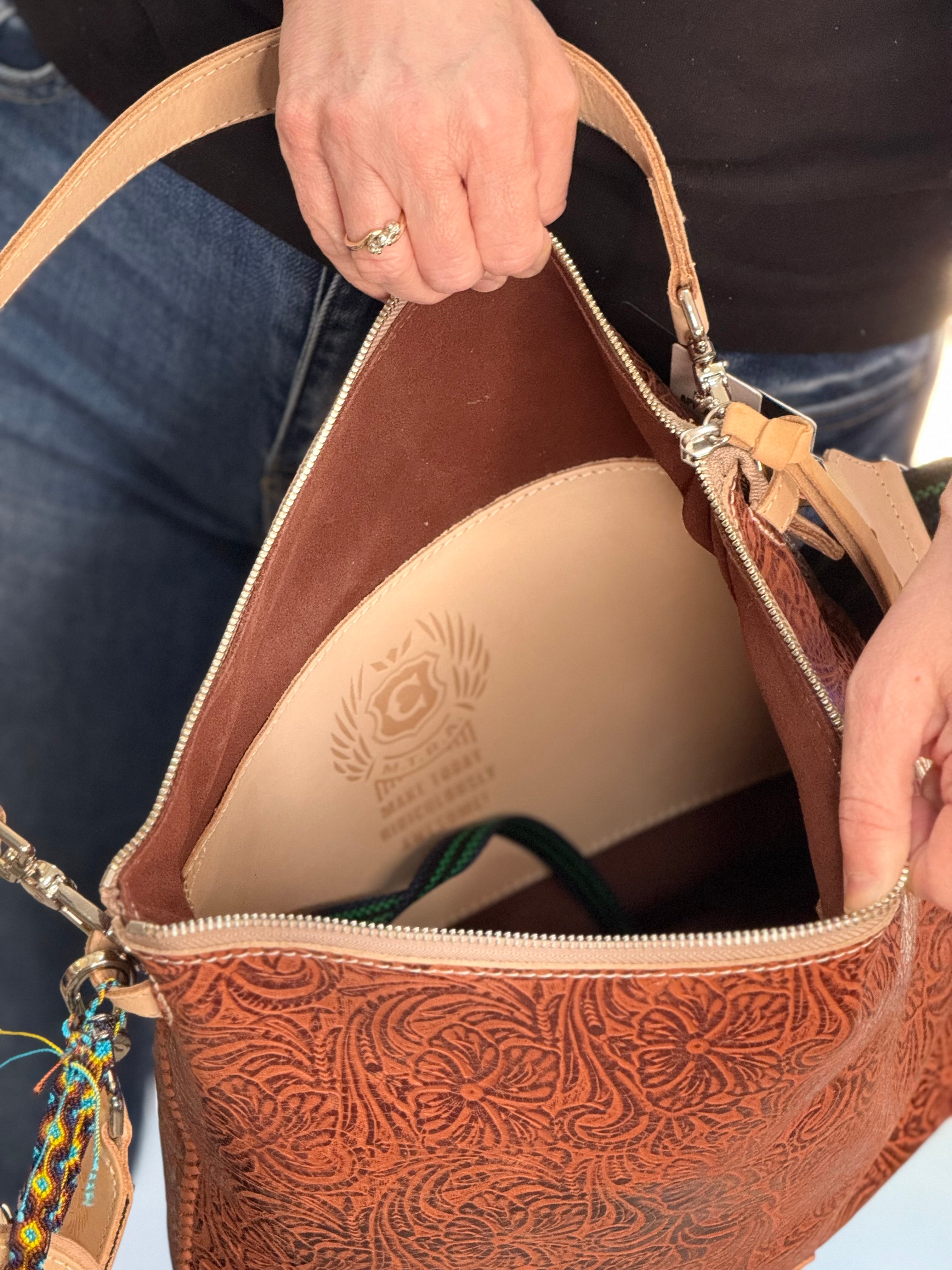 Downtown Crossbody, Brandy