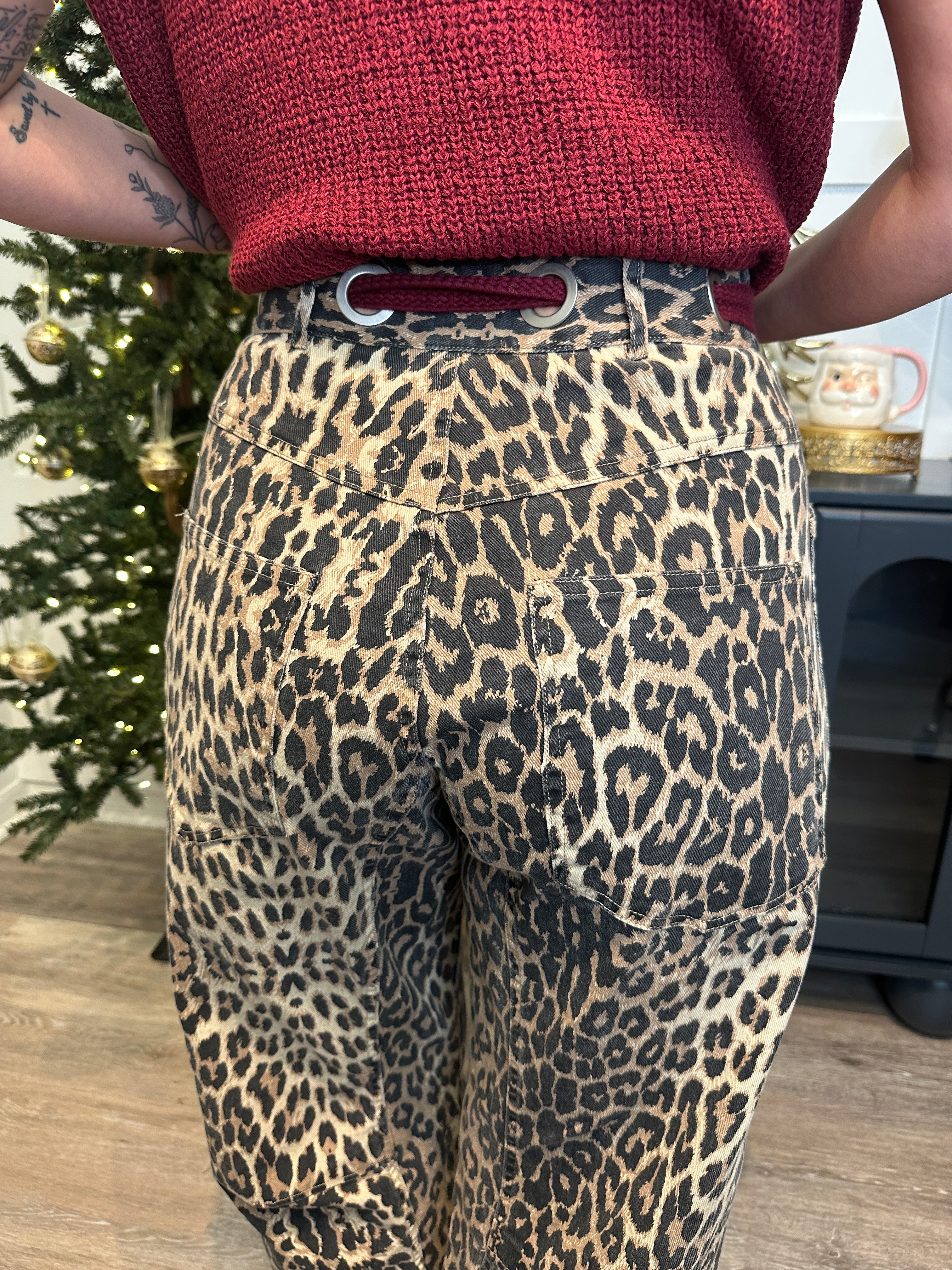 Wild Wine Barrel Jeans