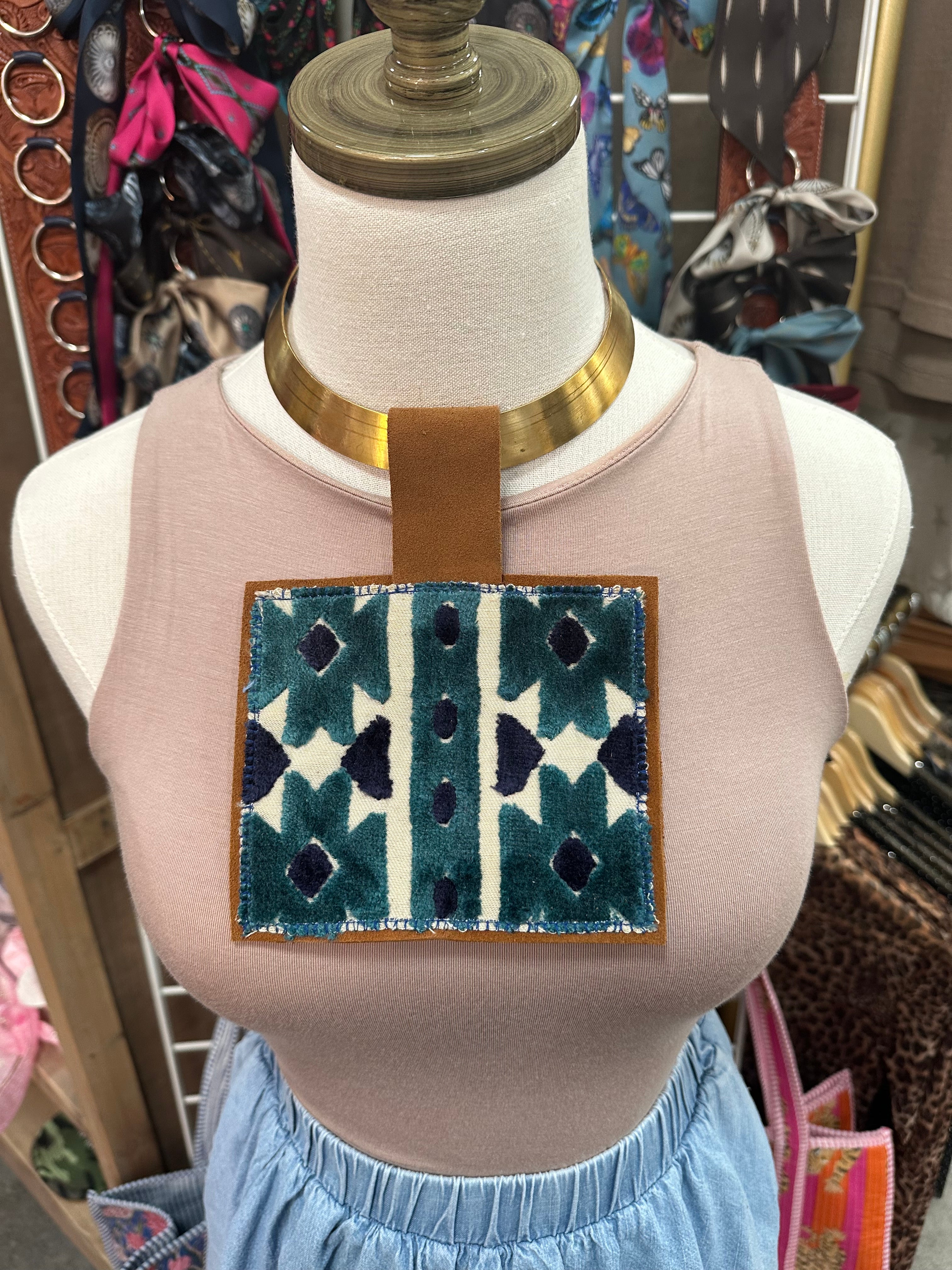 Kilim Aspen Pendant Choker