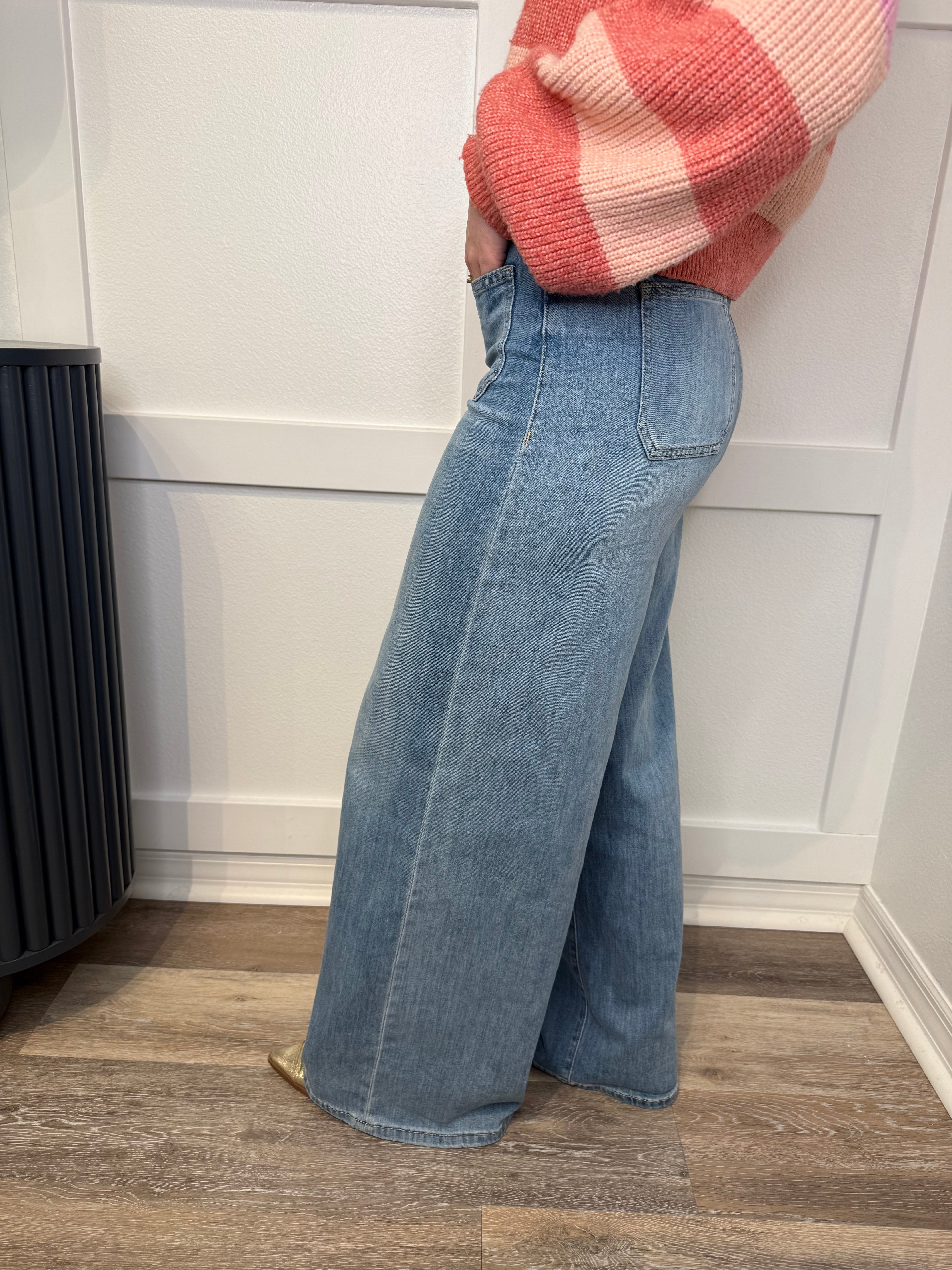MICA High Rise Patch Pocket Jean