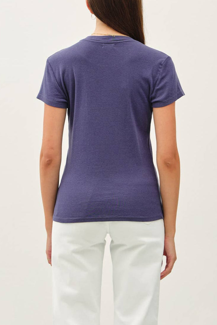 CLASSIC CREWNECK TEE