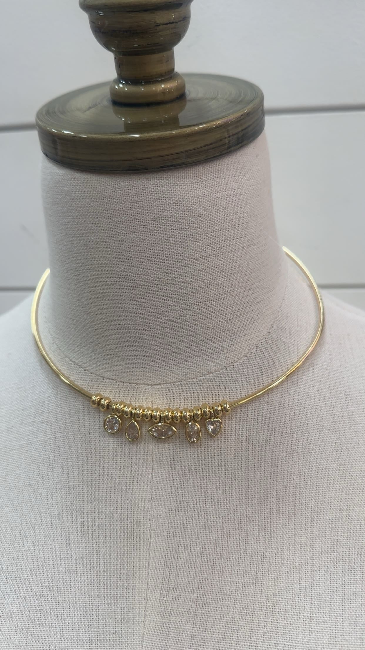 Wren Collar Necklace Gold