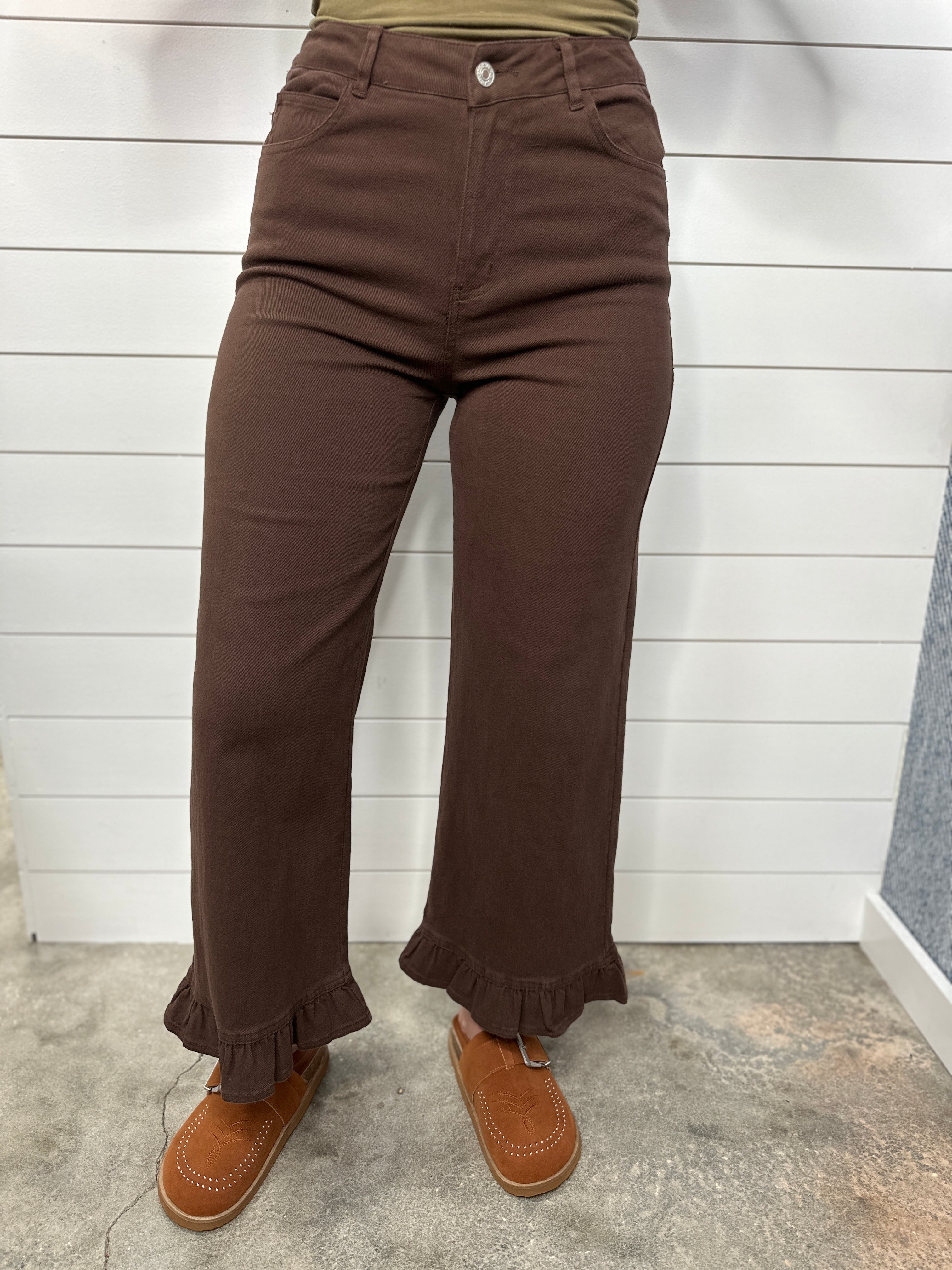 The Cocoa Ruffle Crop