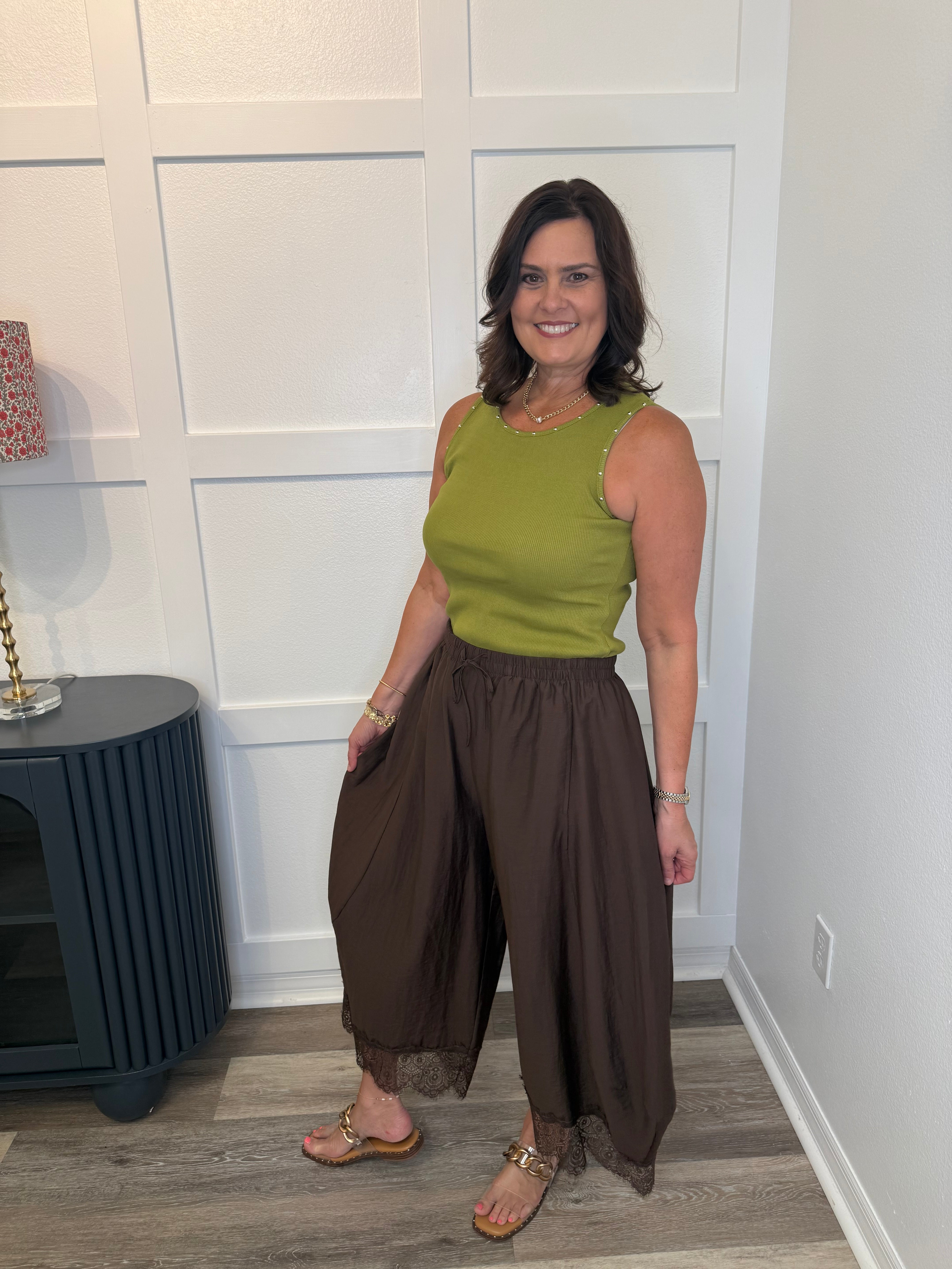 Cropped Lace Hem Barrel Pants