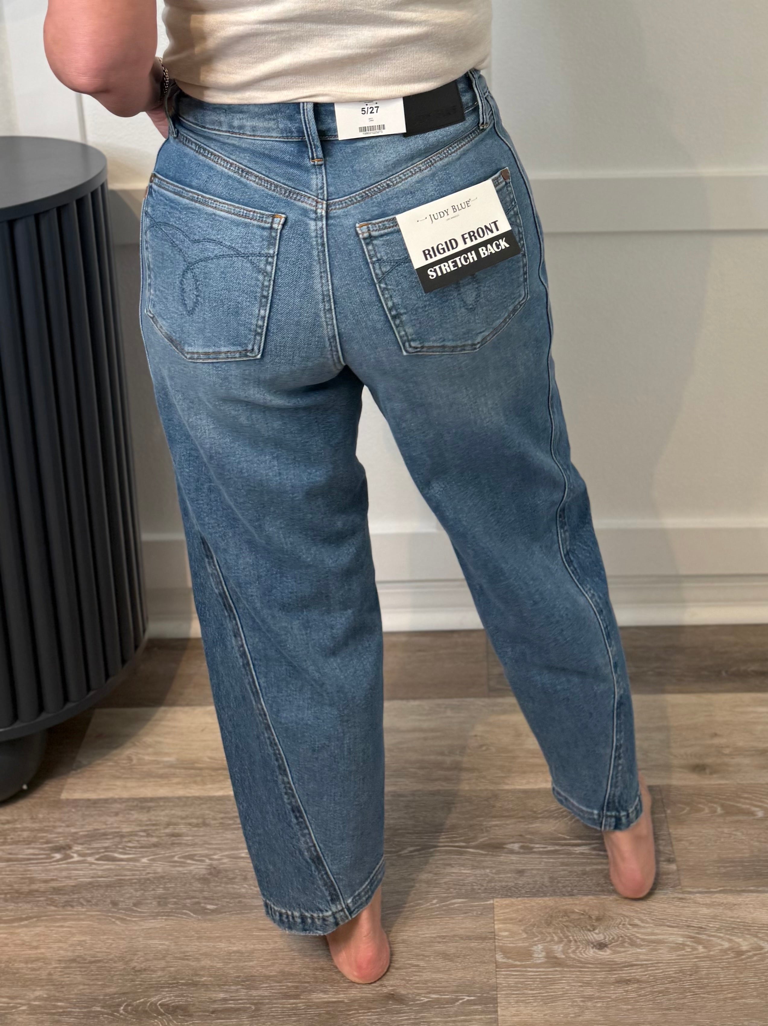 Judy Blue High Rise Rigid Barrel Jeans