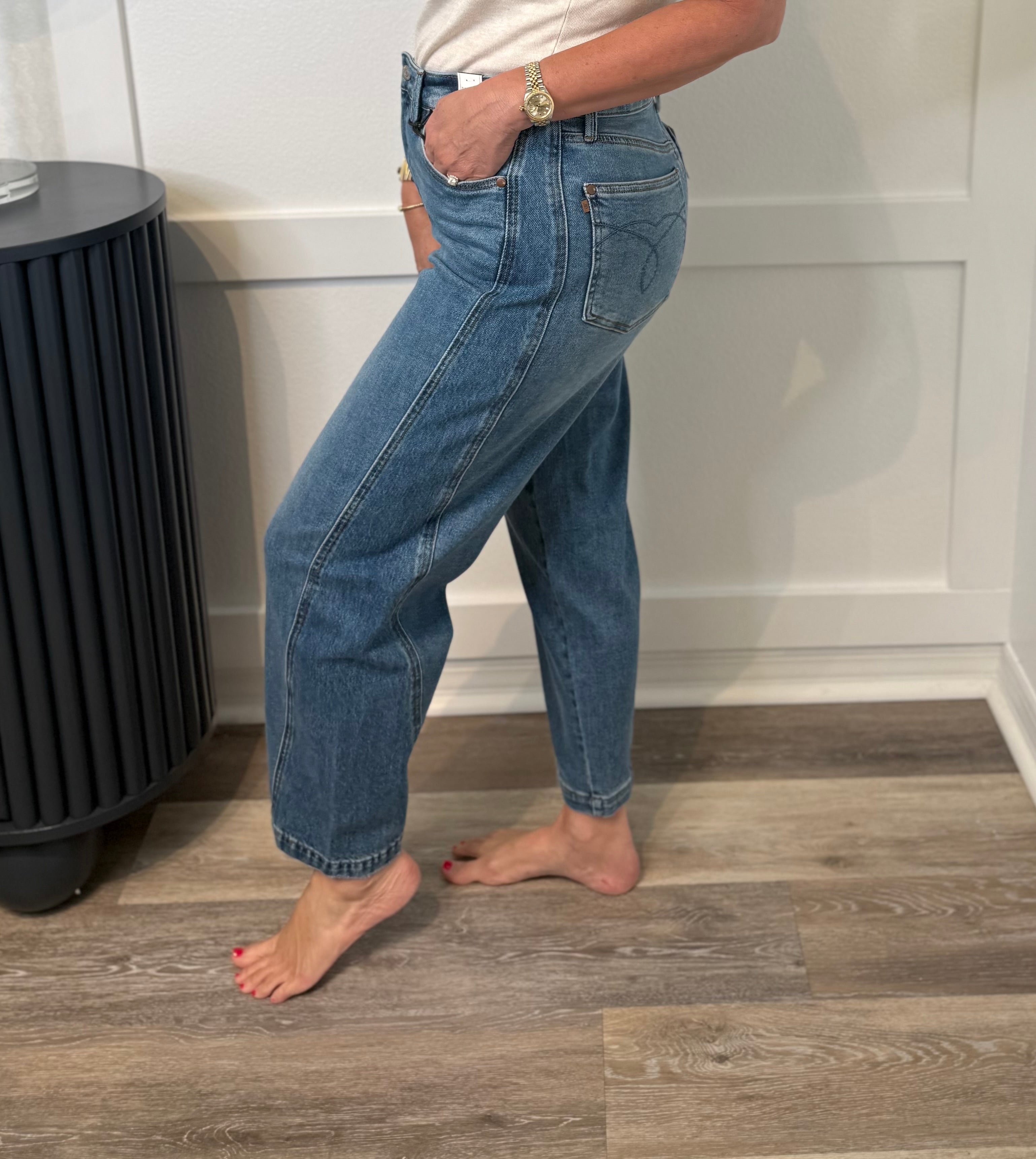 Judy Blue High Rise Rigid Barrel Jeans