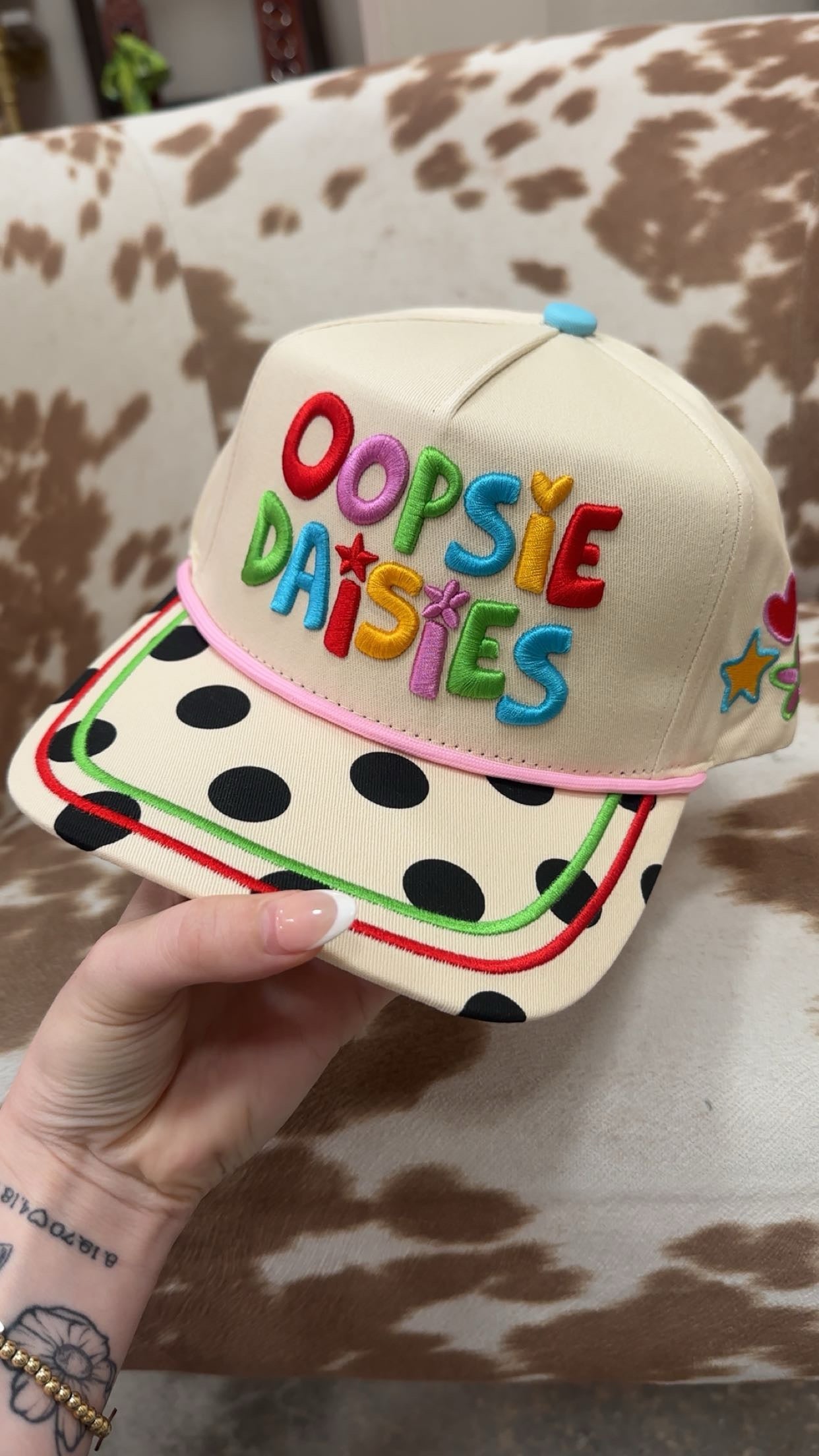 OOPSIE DAISIES HAT