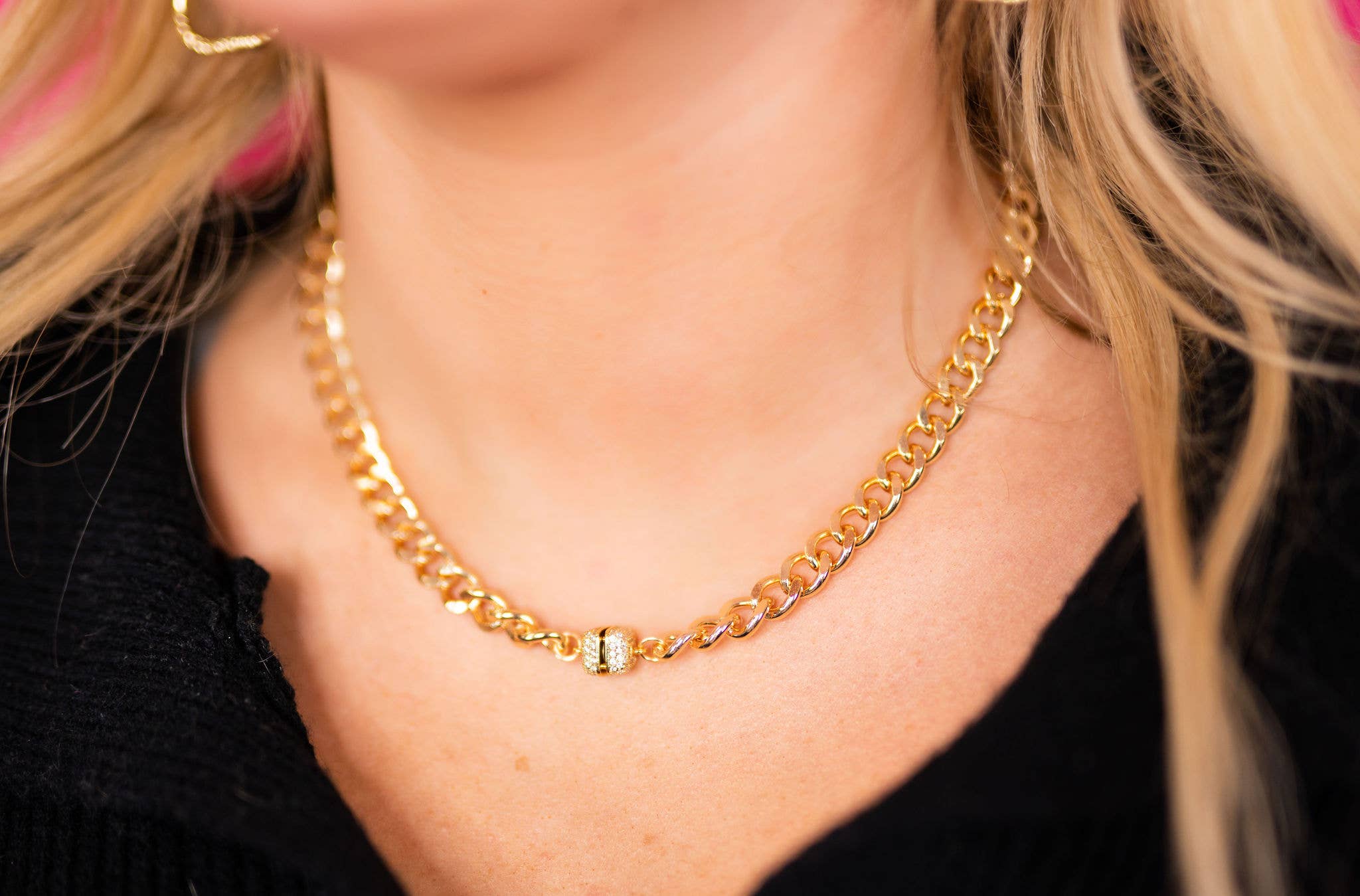 Michelle Magnetic Clasp Choker